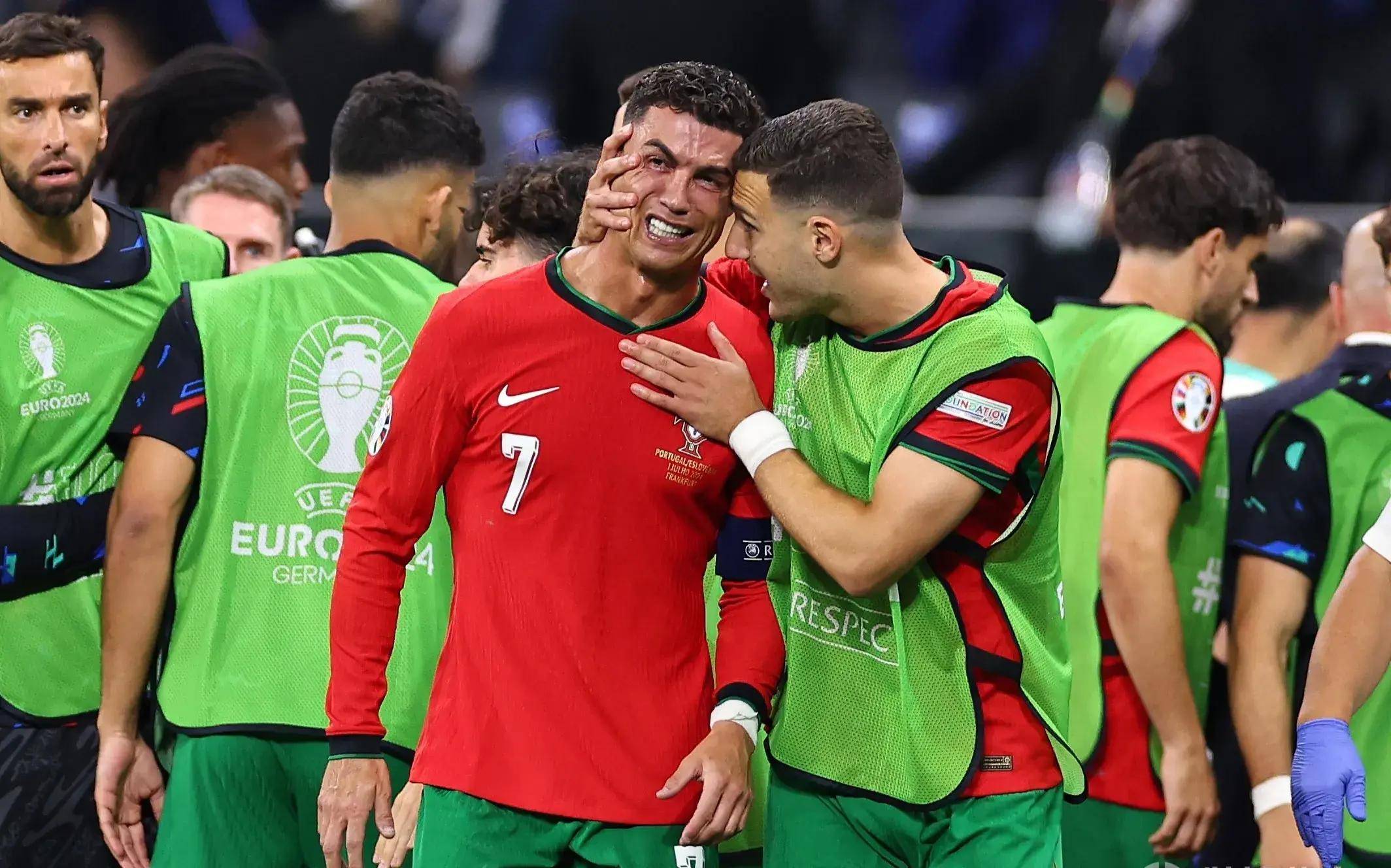 比利时队遭遇惨败,瑞士队携手晋级欧洲杯强 比利时队遭遇惨败,瑞士队携手晋级欧洲杯强